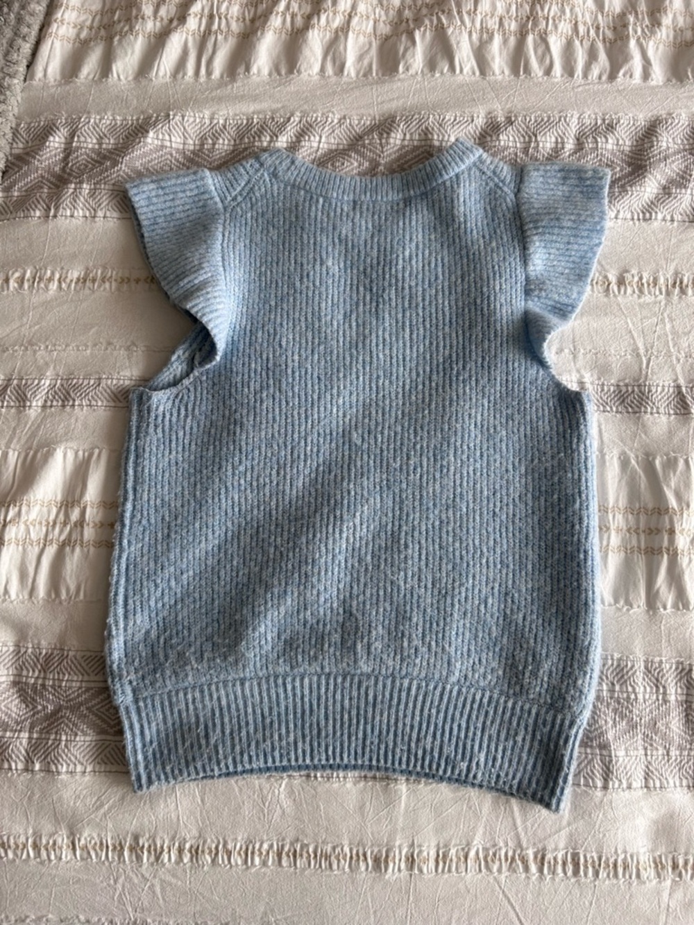 Light Blue Ribbed Knit Flutter Sleeve Tank with Keyhole - Picture 2 of 7